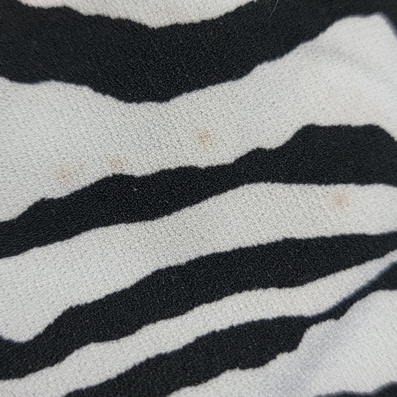 BAR III Stretch Slitted Zip-Back Zebra Print Spaghetti Strap V-Neck Tank Top XXS - Picture 12 of 12